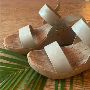 Korks Tome Platform Wedge Sandal, Size 8